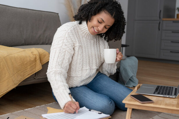 Estágio remunerado de marketing em home office